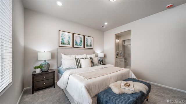 22113 E 49th Place, Aurora, CO 80019