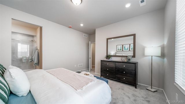 22113 E 49th Place, Aurora, CO 80019