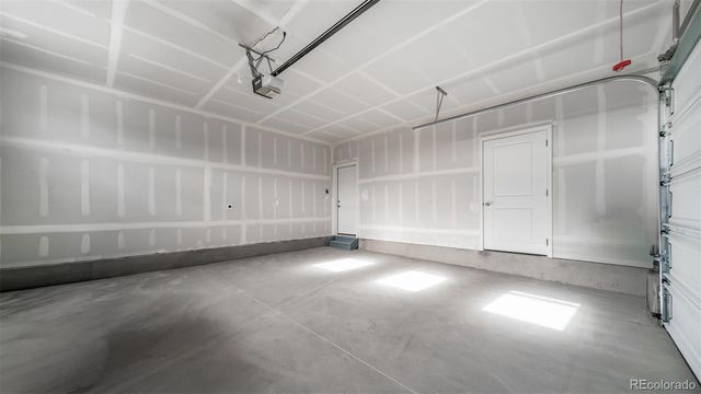22113 E 49th Place, Aurora, CO 80019