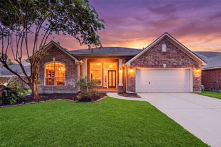 3146 Autumnjoy Drive, Pearland, TX 77584