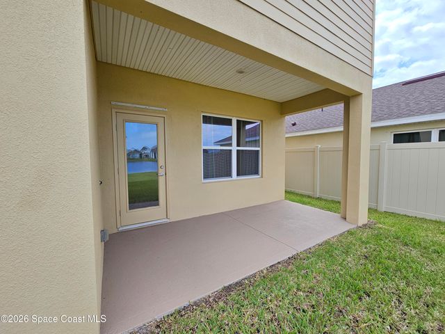 1109 Canfield Circle SE, Palm Bay, FL 32909