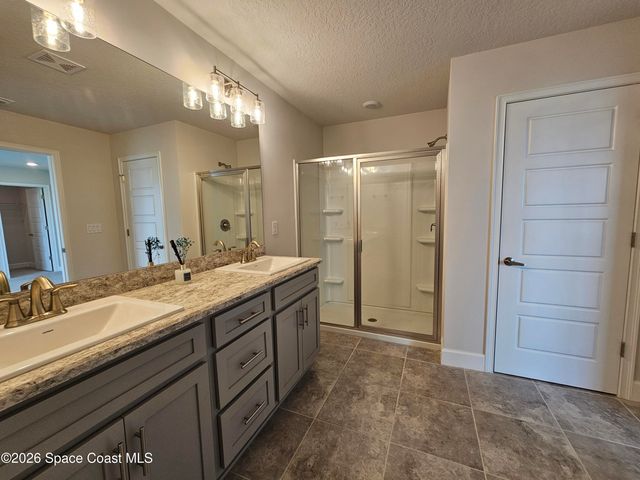 1109 Canfield Circle SE, Palm Bay, FL 32909