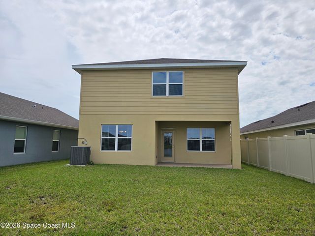 1109 Canfield Circle SE, Palm Bay, FL 32909