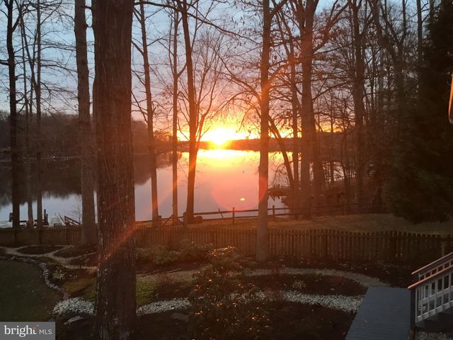280 LAKE CAROLINE DR, Ruther Glen, VA 22546