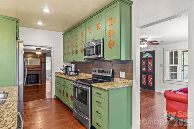 931 Wood Street, Statesville, NC 28677