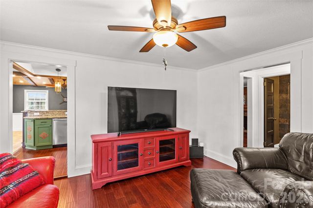 931 Wood Street, Statesville, NC 28677