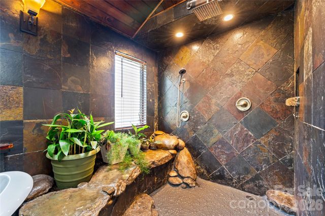 931 Wood Street, Statesville, NC 28677