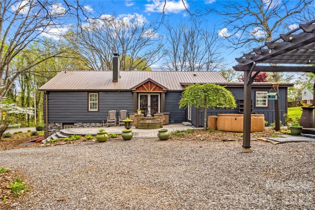 931 Wood Street, Statesville, NC 28677