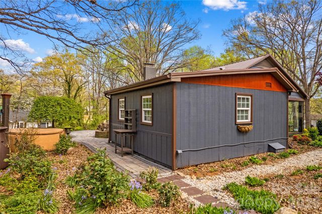 931 Wood Street, Statesville, NC 28677