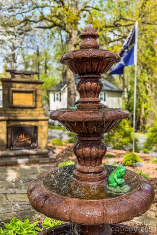 931 Wood Street, Statesville, NC 28677