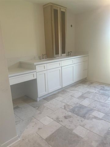 2312 Pebble Beach Drive, League City, TX 77573