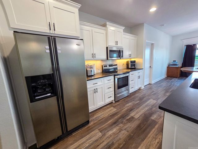 26966 S Sardis Road, Bauxite, AR 72011