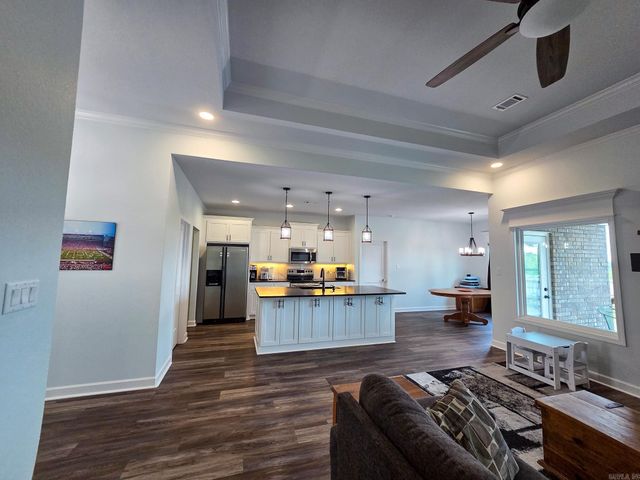 26966 S Sardis Road, Bauxite, AR 72011