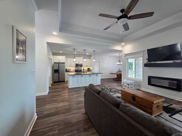 26966 S Sardis Road, Bauxite, AR 72011