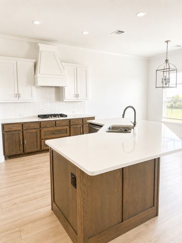 6020 Glenwood Drive, Joshua, TX 76058