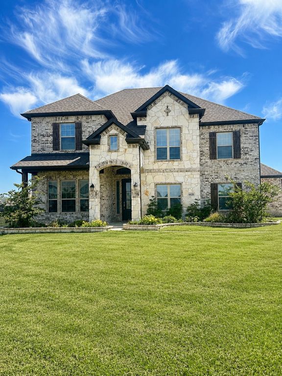 6020 Glenwood Drive, Joshua, TX 76058