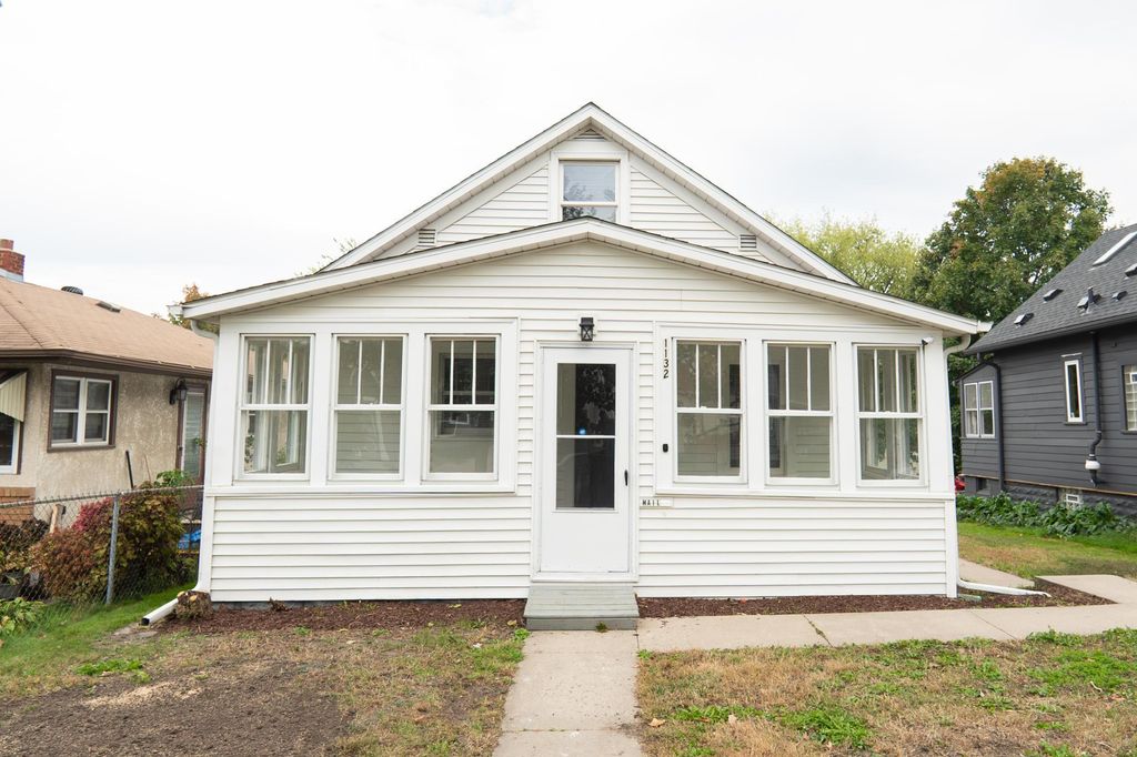 1132 Farrington Street, Saint Paul, MN 55117