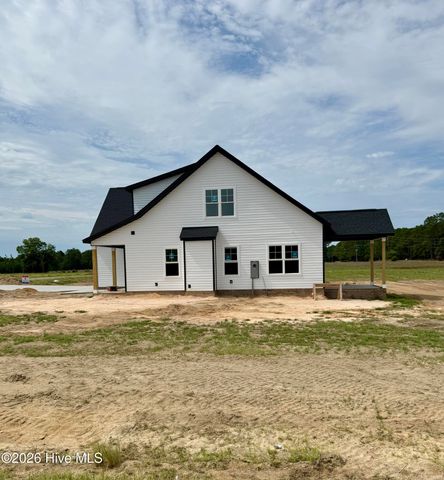 400 Mossy Cup Lane, Aberdeen, NC 28315