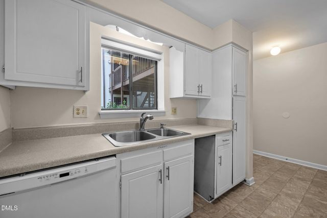 667 Pine Ridge Place, Raleigh, NC 27609