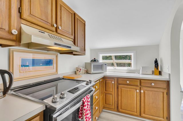 1723 Live Oak Park, Seabrook Island, SC 29455