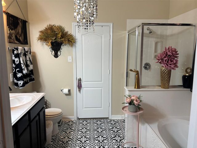 814 Heatherton Hill Lane, Houston, TX 77047