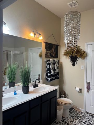 814 Heatherton Hill Lane, Houston, TX 77047