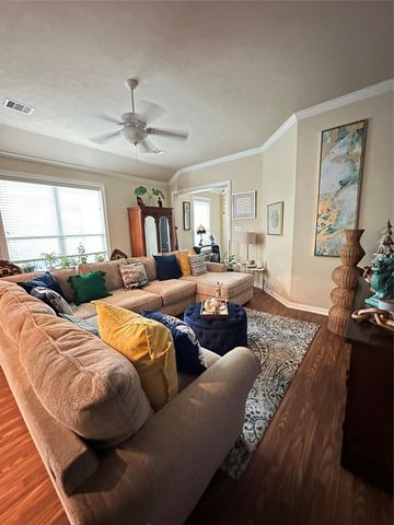 814 Heatherton Hill Lane, Houston, TX 77047