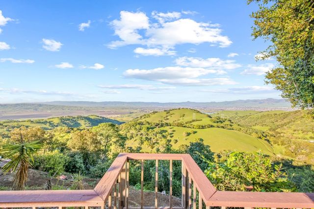 440 Hillside Road, San Juan Bautista, CA 95045