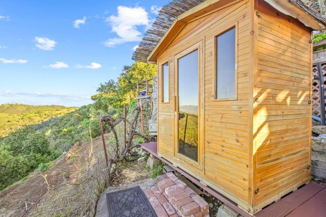 440 Hillside Road, San Juan Bautista, CA 95045