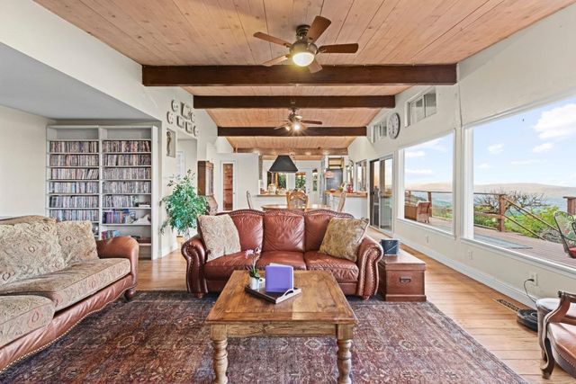 440 Hillside Road, San Juan Bautista, CA 95045