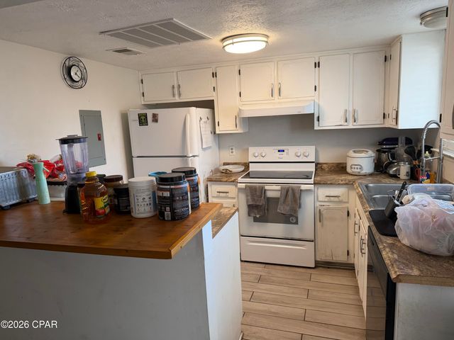 3744 E 9th Street, Panama City, FL 32401