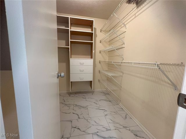 25615 Hidden Acres Drive, Westlake, OH 44145