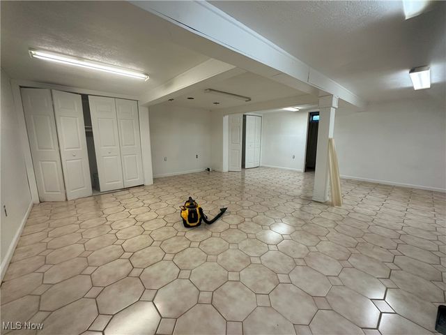 25615 Hidden Acres Drive, Westlake, OH 44145