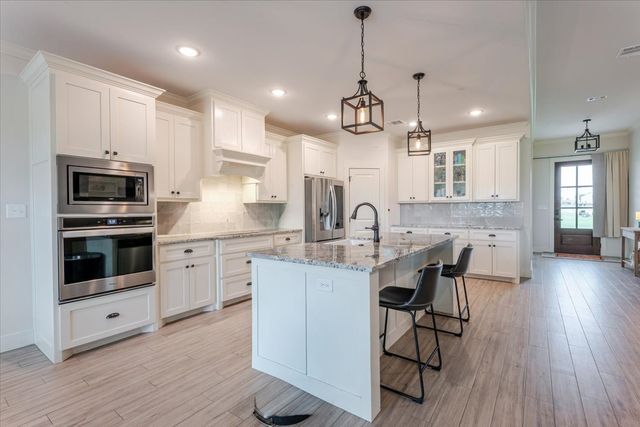 1140 Monarch Court, Poolville, TX 76487