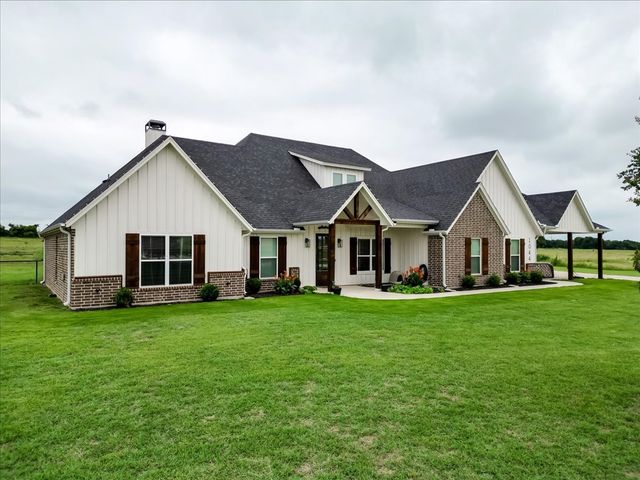 1140 Monarch Court, Poolville, TX 76487