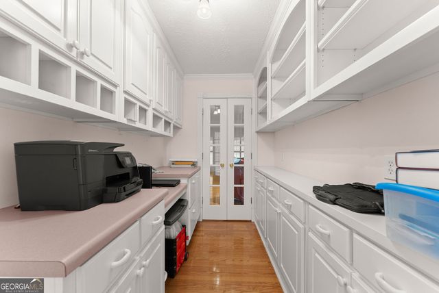 4225 Walnut Circle, Flowery Branch, GA 30542