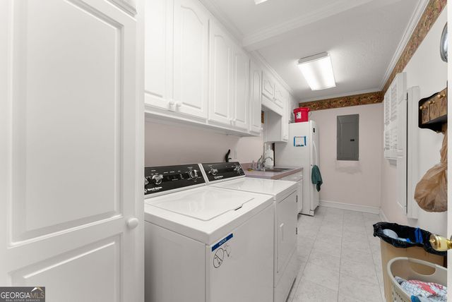 4225 Walnut Circle, Flowery Branch, GA 30542