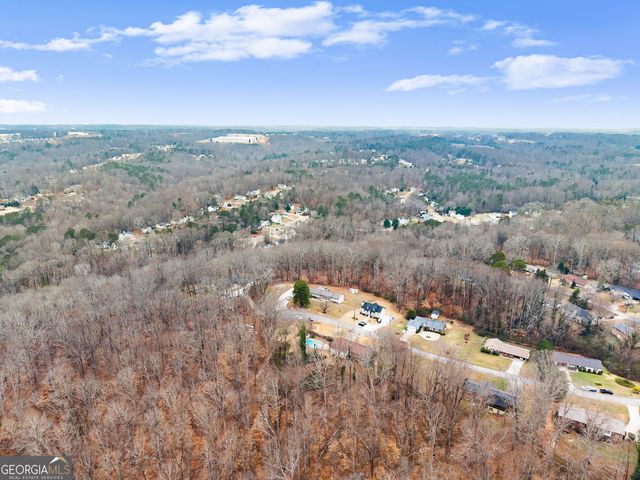 4225 Walnut Circle, Flowery Branch, GA 30542