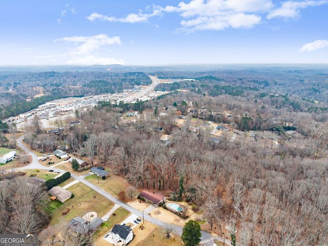 4225 Walnut Circle, Flowery Branch, GA 30542