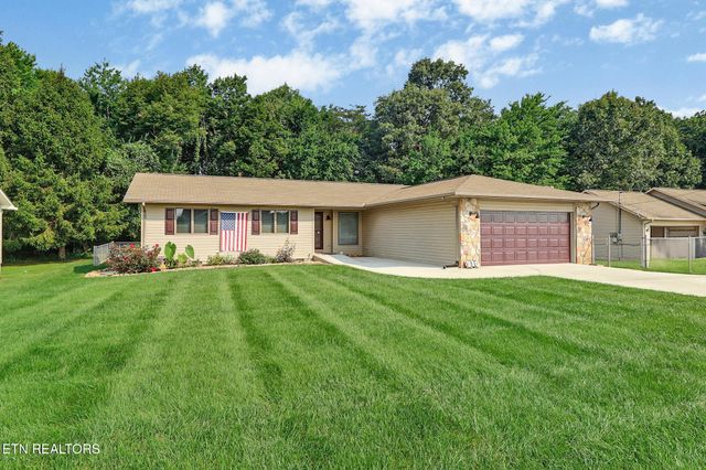 310 Southgate Drive, Crossville, TN 38555
