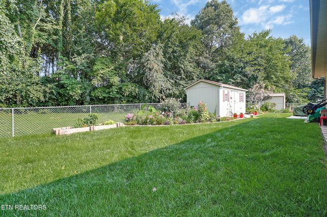 310 Southgate Drive, Crossville, TN 38555