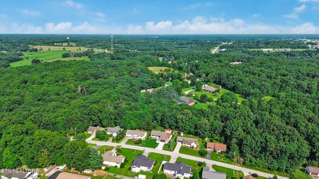310 Southgate Drive, Crossville, TN 38555