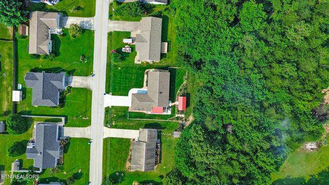 310 Southgate Drive, Crossville, TN 38555