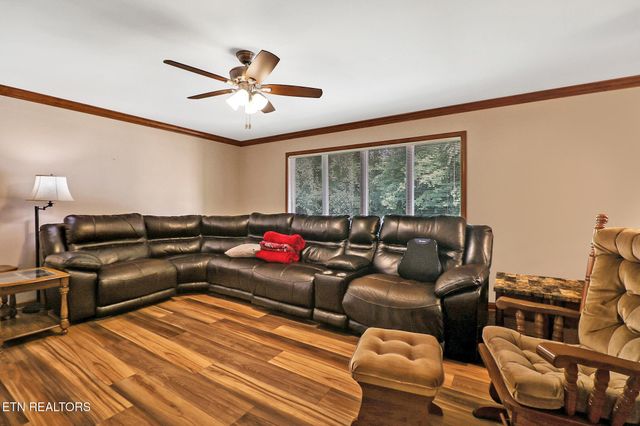 310 Southgate Drive, Crossville, TN 38555