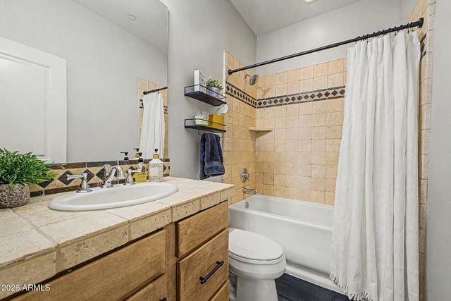 18650 N THOMPSON PEAK Parkway 2042, Scottsdale, AZ 85255