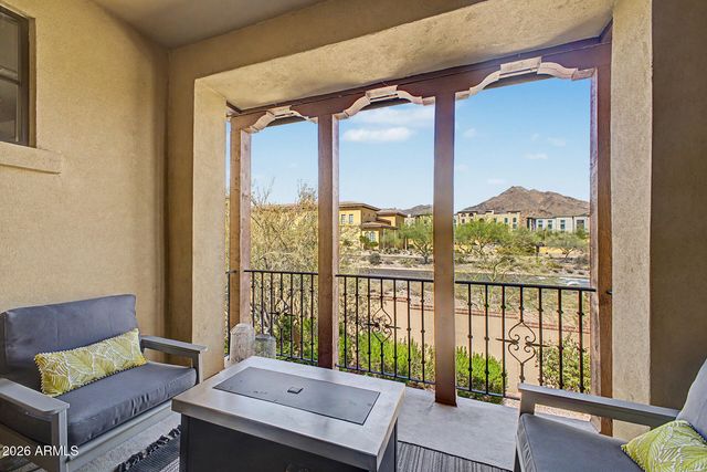 18650 N THOMPSON PEAK Parkway 2042, Scottsdale, AZ 85255