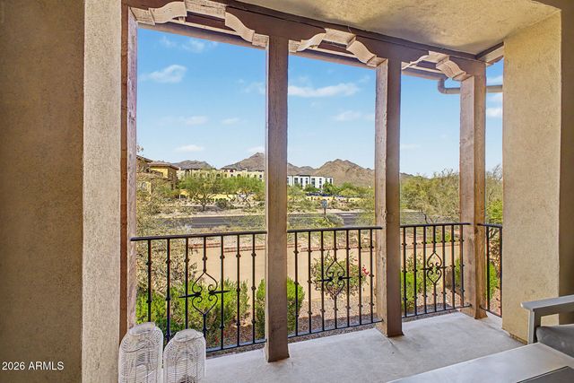 18650 N THOMPSON PEAK Parkway 2042, Scottsdale, AZ 85255
