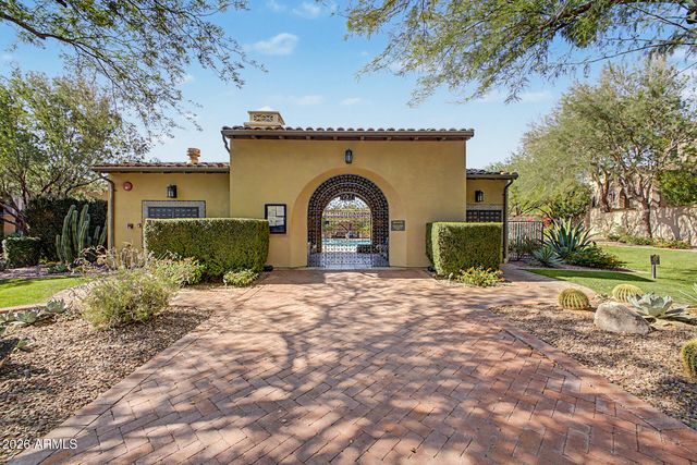 18650 N THOMPSON PEAK Parkway 2042, Scottsdale, AZ 85255