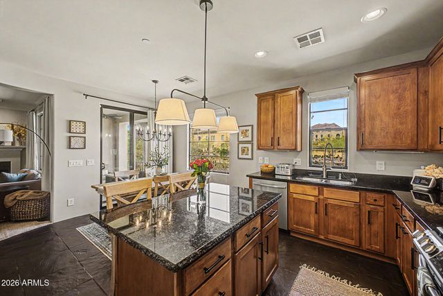 18650 N THOMPSON PEAK Parkway 2042, Scottsdale, AZ 85255