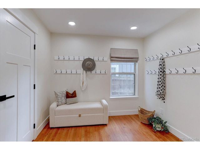 7643 Sunshine Peak, Littleton, CO 80127